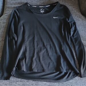 Nike Women's Black Dri-FIT Long Sleeve Tee Size L